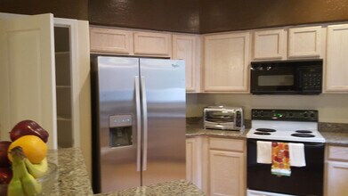 8180 E Shea Blvd in Scottsdale, AZ - Building Photo - Building Photo