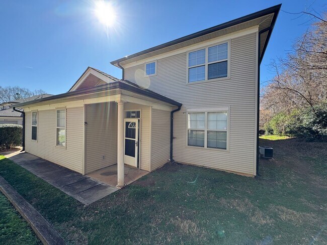 7333 Michaels Landing Dr in Charlotte, NC - Building Photo - Building Photo
