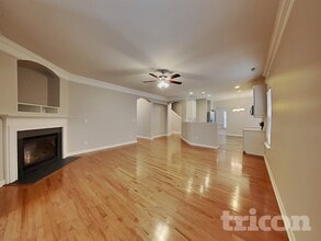 7310 Rock Hampton Ct in Harrisburg, NC - Foto de edificio - Building Photo