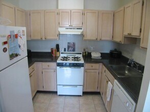 2016 Massachusetts Ave in Cambridge, MA - Building Photo - Building Photo