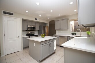 3661 W Linda Ln in Chandler, AZ - Building Photo - Building Photo