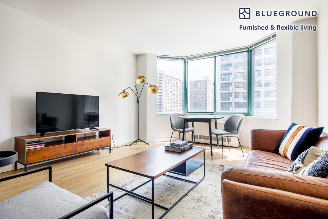 750 Columbus Ave, Unit FL8-ID596 in New York, NY - Building Photo