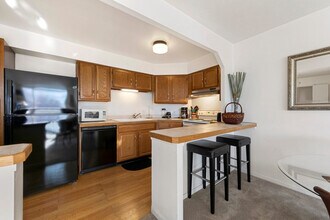 1675 Larimer St in Denver, CO - Building Photo - Building Photo