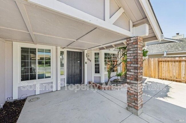 309 Nancy Ln in Vacaville, CA - Building Photo - Building Photo