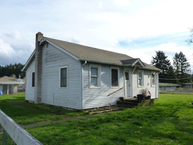 Woodbrook Dr SW (JBLM) Multi-Homes Property in Lakewood, WA - Building Photo - Building Photo