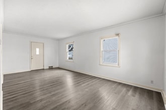 1936 N Park Ave in Fremont, NE - Foto de edificio - Building Photo