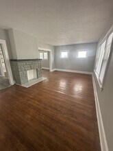 13401 S Parkway Dr in Garfield Heights, OH - Building Photo - Building Photo
