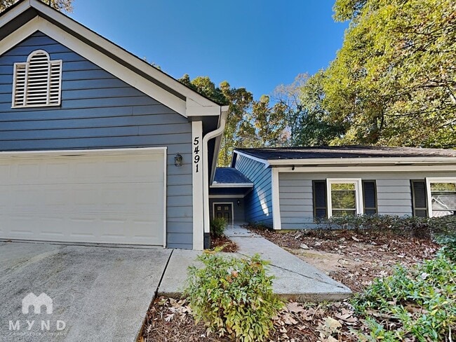 property at 5491 La Fleur Trail