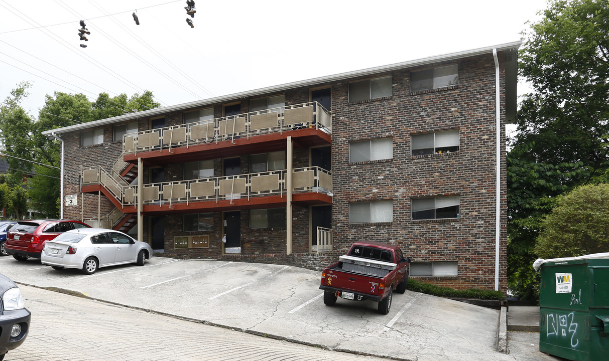 Highland Terrace Apartments Building #3 in Knoxville, TN - Building Photo