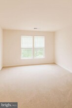 11321 Amberlea Farm Dr in North Potomac, MD - Building Photo - Building Photo