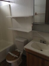 949 Pine Ln in Big Bear, CA - Building Photo - Building Photo