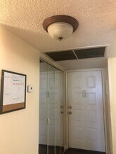 10451 W Broward Blvd in Plantation, FL - Foto de edificio - Building Photo