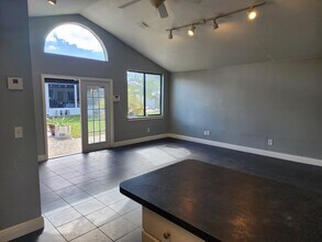 5632 Pinerock Rd in Orlando, FL - Building Photo - Building Photo