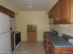 2622 Maple St in Port Huron, MI - Building Photo - Building Photo