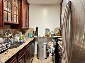 102-10 66th Rd in Queens, NY - Building Photo - Building Photo