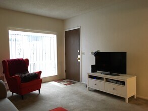 702 E Linden St in Tucson, AZ - Foto de edificio - Building Photo