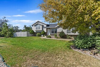 1613 N 2000 W in Clinton, UT - Building Photo - Building Photo