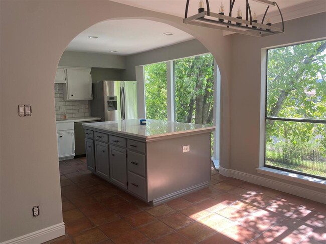 189 World of Tennis Sq in Lakeway, TX - Building Photo - Building Photo
