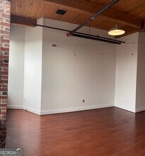 204 Walker St SW in Atlanta, GA - Building Photo - Building Photo