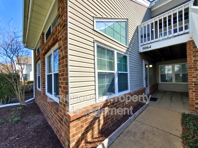 property at 5064 Heathglen Cir