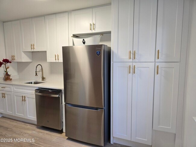 142 South St in Red Bank, NJ - Building Photo - Building Photo