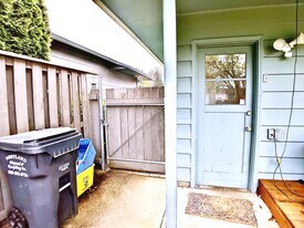 5404 NE 54th Ave in Portland, OR - Building Photo