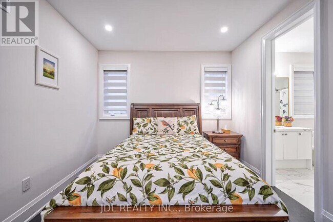 133 Hillsview Dr in Richmond Hill, ON - Building Photo - Building Photo