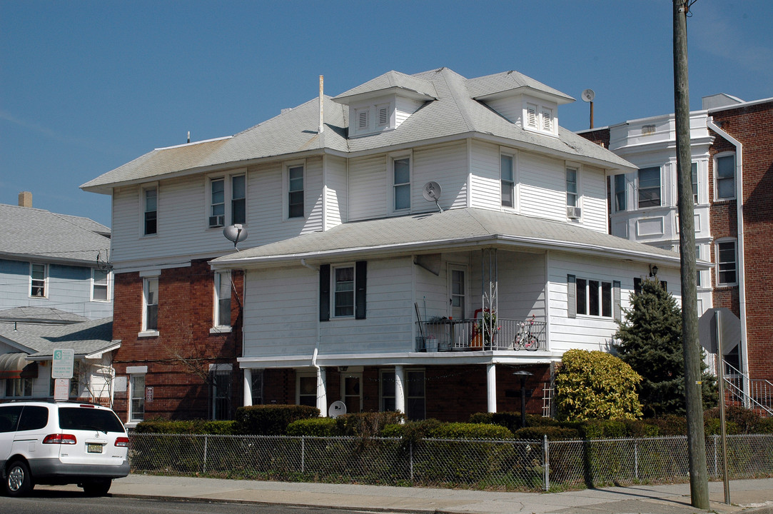 3419 Ventnor Ave in Atlantic City, NJ - Building Photo