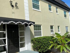 1500 Gay Rd, Unit 18A in Winter Park, FL - Building Photo - Building Photo