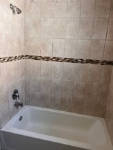 143 Bellevue St, Unit 1 in Elizabeth, NJ - Foto de edificio - Building Photo