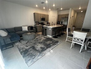 8473 Lunar Skye St in Sarasota, FL - Building Photo - Building Photo