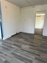 51 Central St, Unit 2F in Southbridge, MA - Building Photo - Building Photo