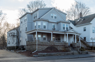 42 Winthrop St in Taunton, MA - Building Photo - Building Photo