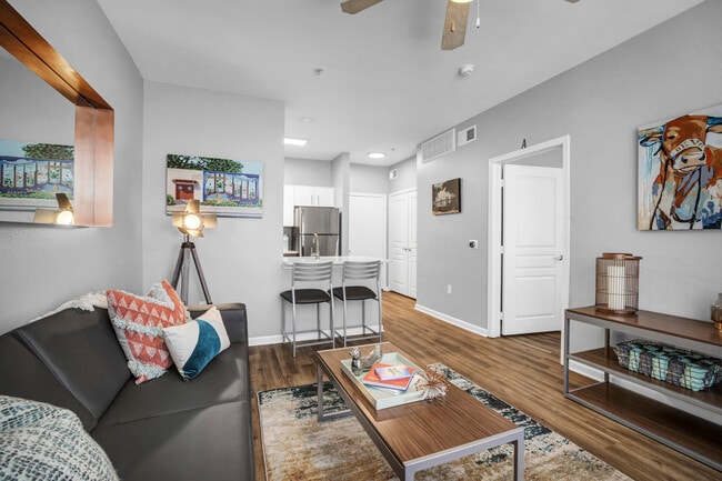 Grayson in Austin, TX - Foto de edificio - Building Photo