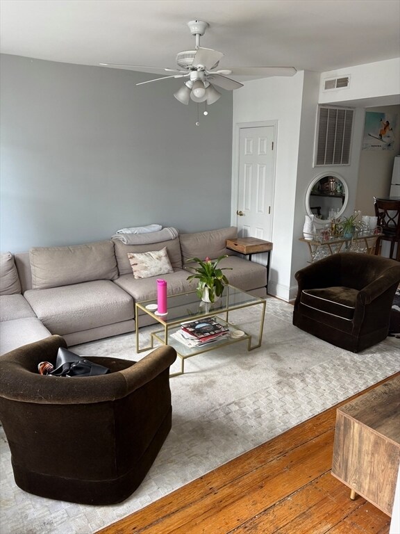 property at 468 E 7th St