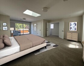 1082 Lupin Way in San Carlos, CA - Building Photo - Building Photo