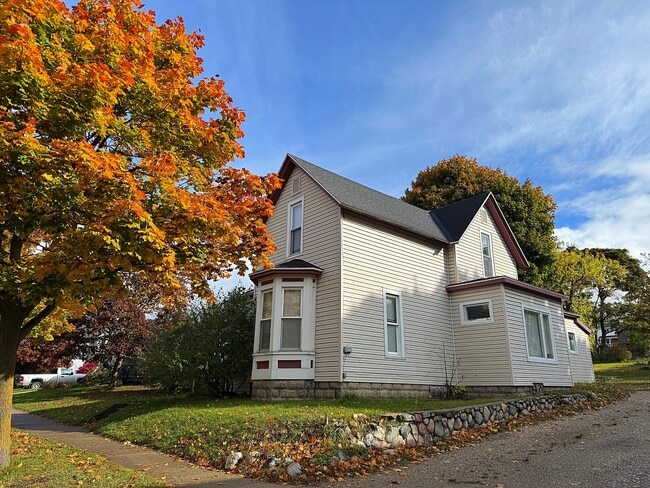 property at 1115 Emmet St