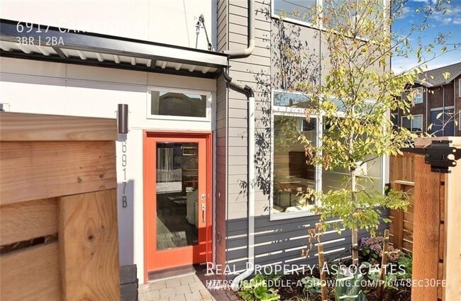 6917 Carleton Ave S in Seattle, WA - Building Photo - Building Photo