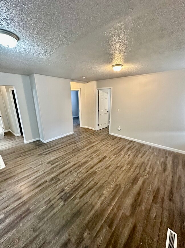 947 E Augusta Ave in Spokane, WA - Building Photo - Building Photo