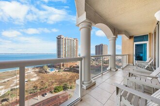 5 Portofino Dr in Pensacola Beach, FL - Building Photo - Building Photo