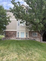 2093 N Morning Star Dr, Unit 2093 in Saratoga Springs, UT - Building Photo