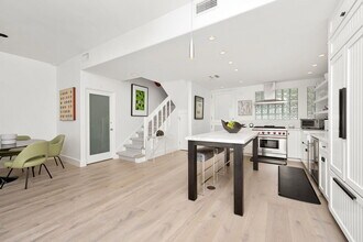 27400 CA-1 in Malibu, CA - Building Photo - Building Photo