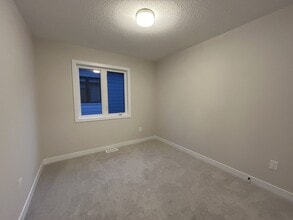217 Speckled Alder Row in Ottawa, ON - Building Photo - Building Photo