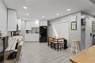 22940 Oxford Pl in Boca Raton, FL - Building Photo - Building Photo