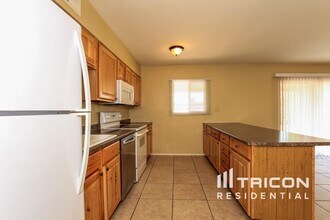 3308 E Bloomfield Rd in Phoenix, AZ - Building Photo - Building Photo