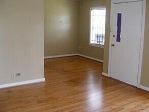 4746 Larkspur St in Houston, TX - Building Photo - Building Photo