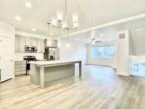 1077 W 520 S in American Fork, UT - Building Photo - Building Photo