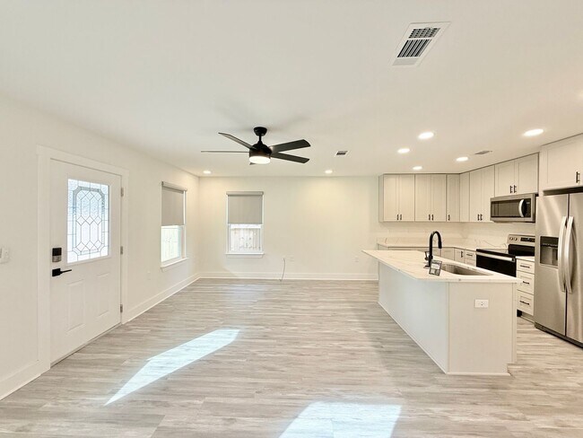 1224 N X St in Pensacola, FL - Building Photo - Building Photo