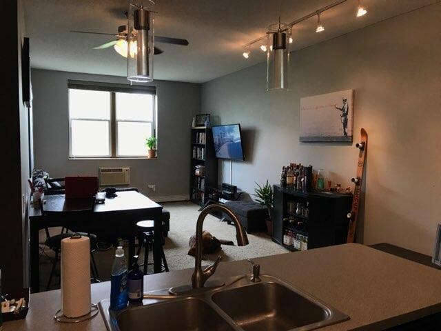215 7th St NE in Minneapolis, MN - Building Photo - Building Photo