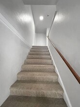 62 Noblestown Rd in Carnegie, PA - Building Photo - Building Photo